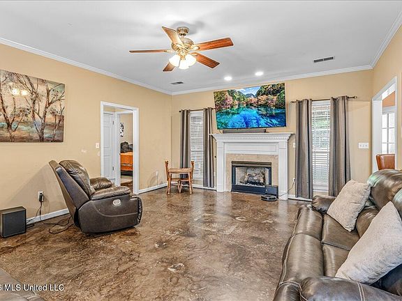 4th image of 3686 Rhett Butler Dr