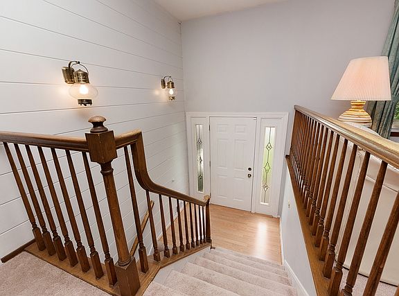 2nd image of 23W267 Woodcroft Dr