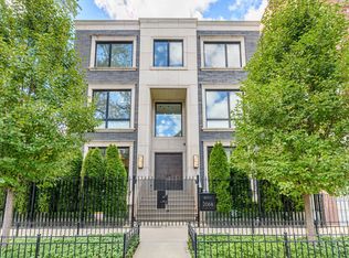 2068 N Leavitt St, Chicago, IL 60647