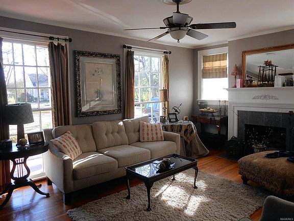 3rd image of 3433 Idlewild Ct