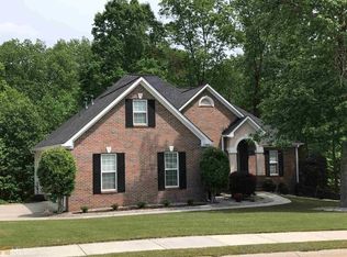 140 Cutstone Ct, Fayetteville, GA 30215