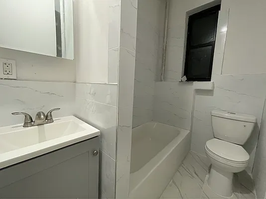 Rented by EXR | media 4