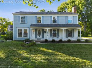 1875 Fordham Dr, Troy, MI 48098