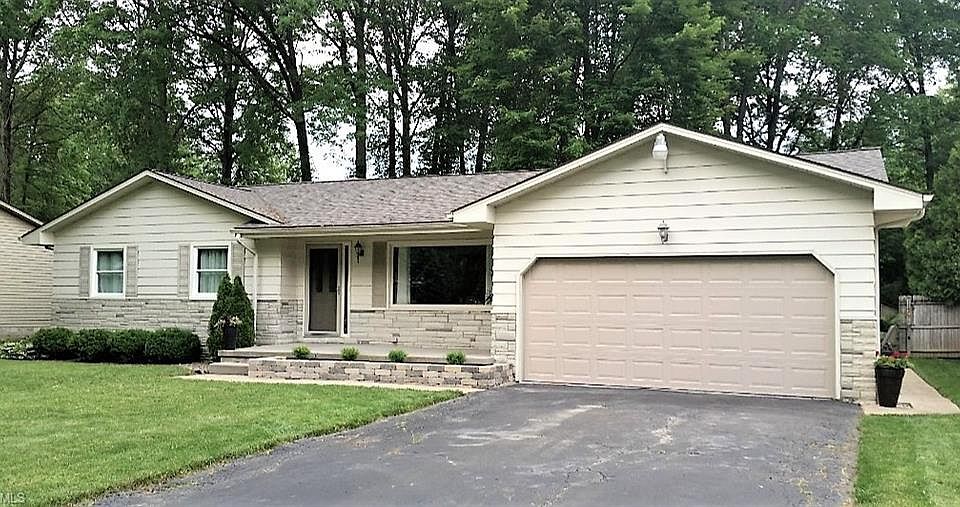 1st image of 1428 Turnberry Dr