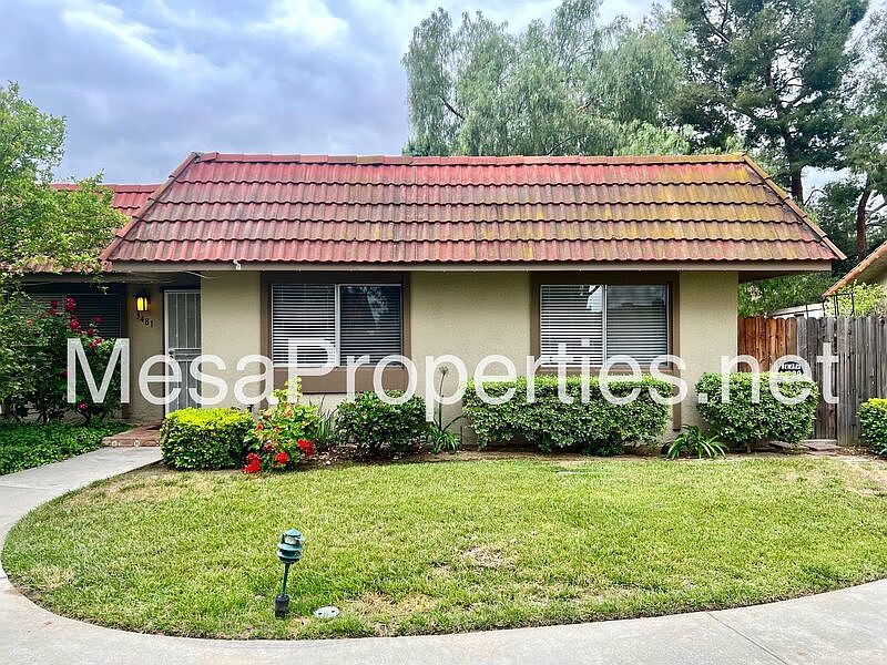 1st image of 3481 Terrace Dr