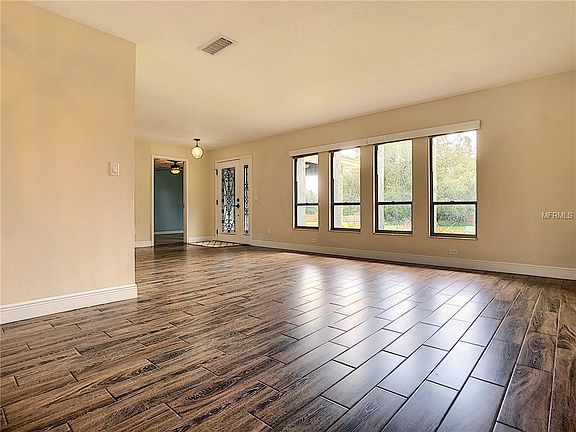 5th image of 3112 Hunter Pl