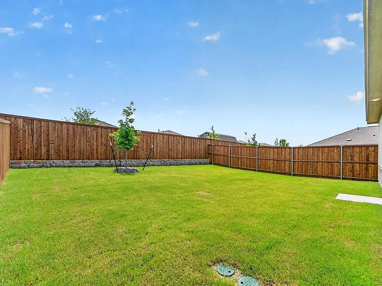 1516 Prince Rd — Photo 28