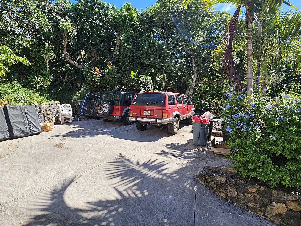 2nd image of 77-6453 Kilohana St Unit B