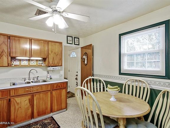 4th image of 2566 Hugh Edwards Dr