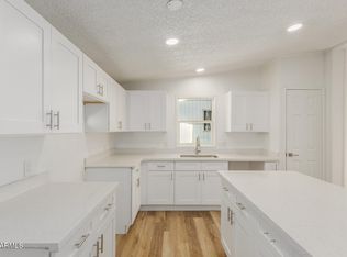 8038 E 6th Ave, Mesa, AZ 85208
