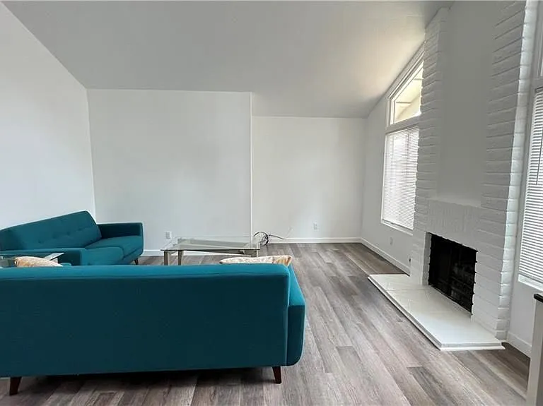 2061 W Redlands Blvd #20D — Photo 3