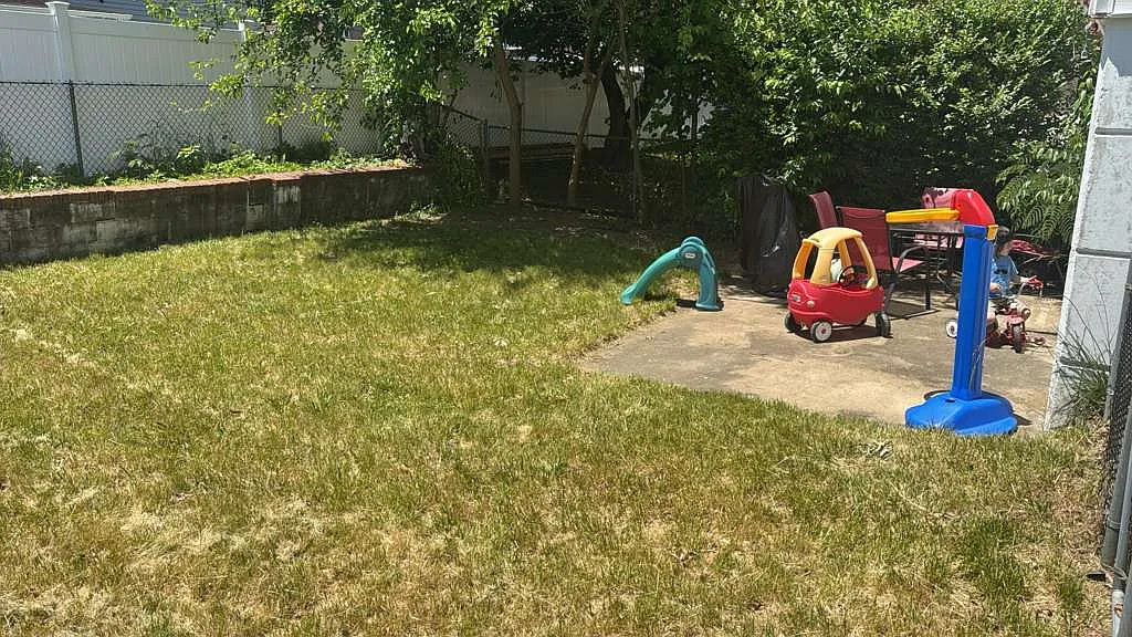 1 bed, 1200 sqft, $1,350 — Photo 4