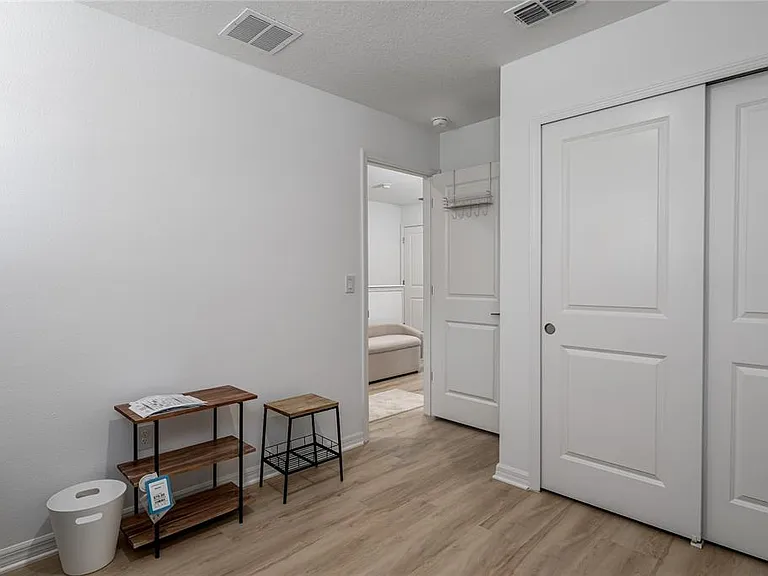 6011 Whetstone Ct — Photo 17