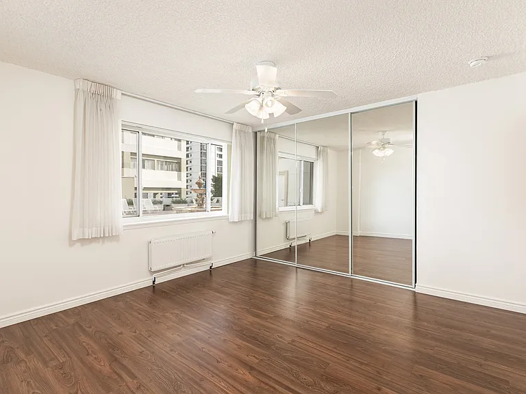 Sterling Wilshire — Photo 11
