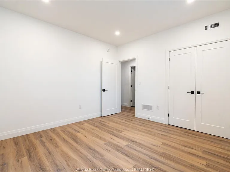 987 Ford Blvd #2 — Photo 12