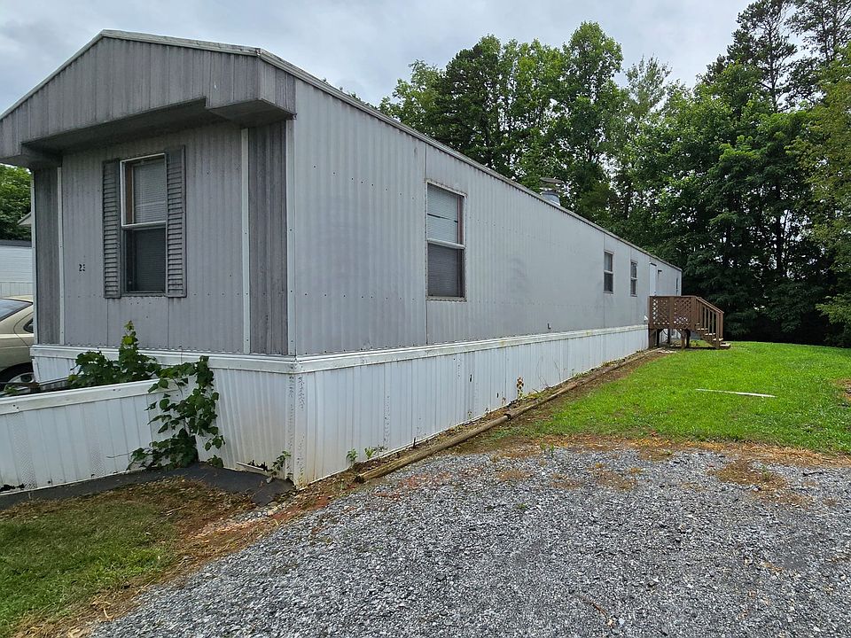 2nd image of 23 Doc Weaver Dr