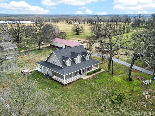 6261 S 444th Rd, Locust Grove, OK 74352