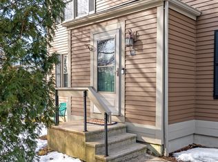 11 Whitney Ln #11, Glastonbury, CT 06033