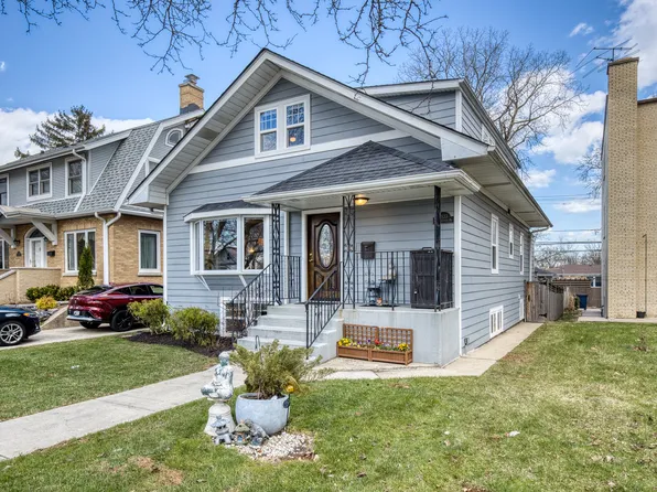 7833 Niles Center Rd, Skokie, IL 60077