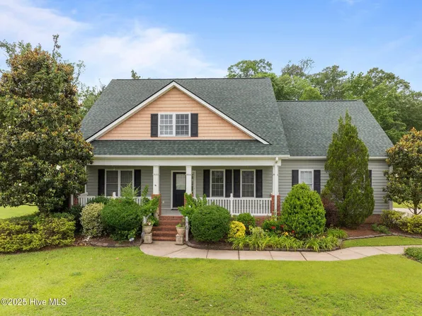 2810 Blossom Place, Winterville, NC 28590