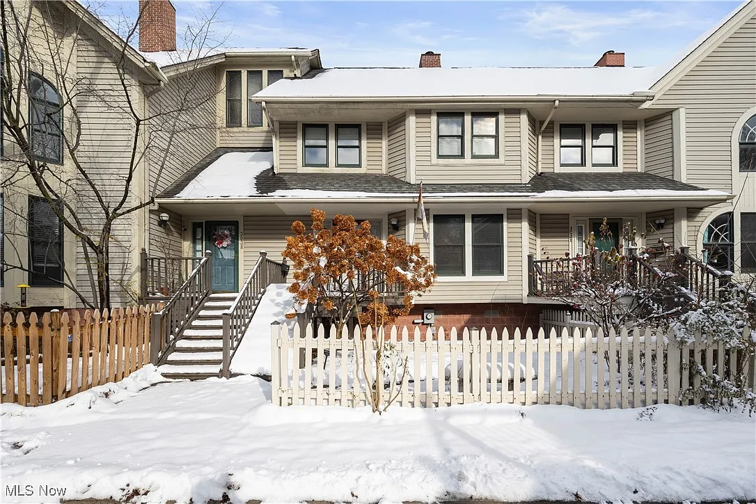 3034 Mabel Ct photo 1