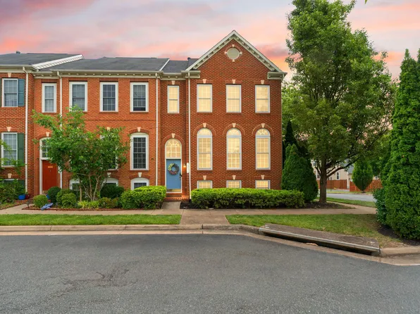 13011 Jadestone Way, Woodbridge, VA 22192