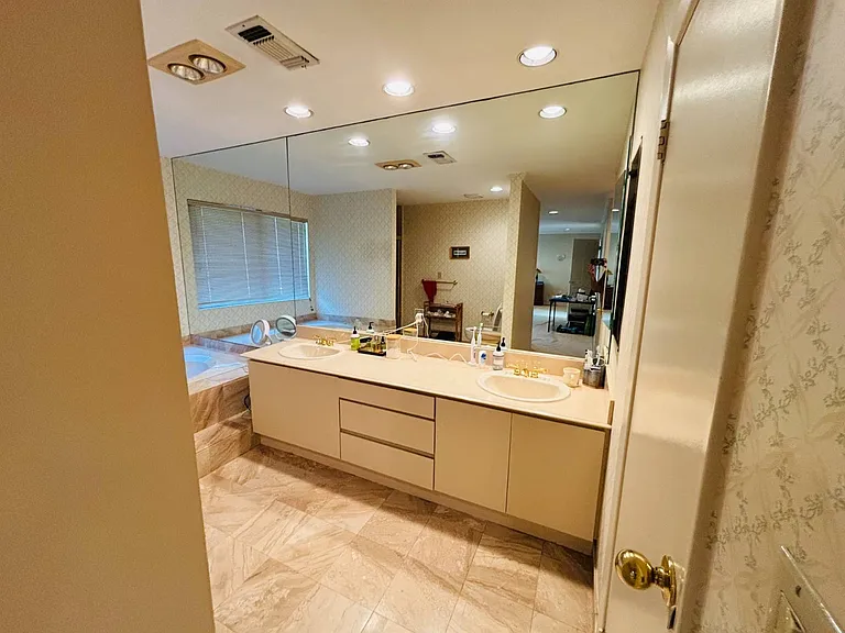 88 The Gln — Photo 12
