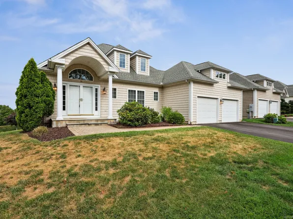 24 Fairway Drive #24, Wallingford, CT 06492