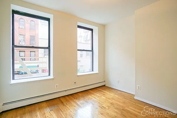 Rented by City Connections Realty | media 29