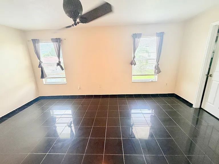4208 Lugano Ct — Photo 25