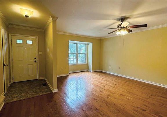 3rd image of 3950 Collis Oak Ct