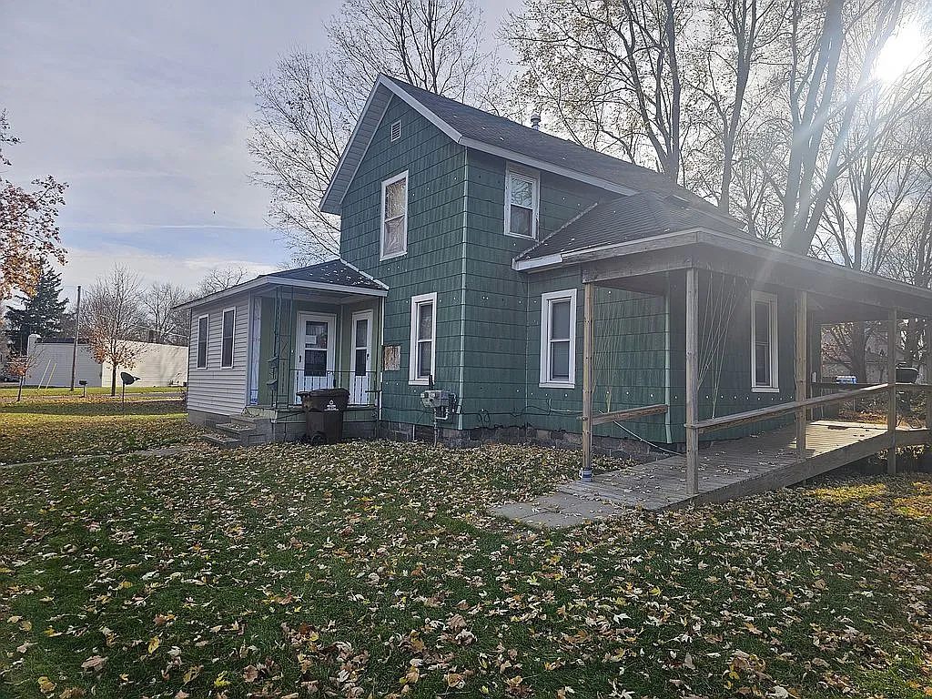 520 E State St photo 1