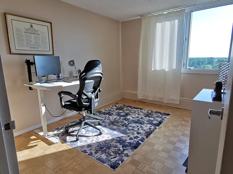 The second bedroom.