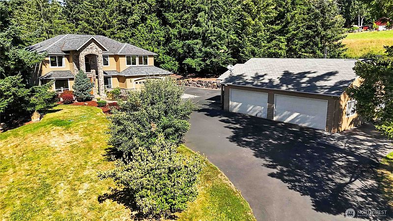 3rd image of 267 Ranch Road