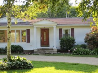 132 Woodland Rd, North Hampton, NH 03862