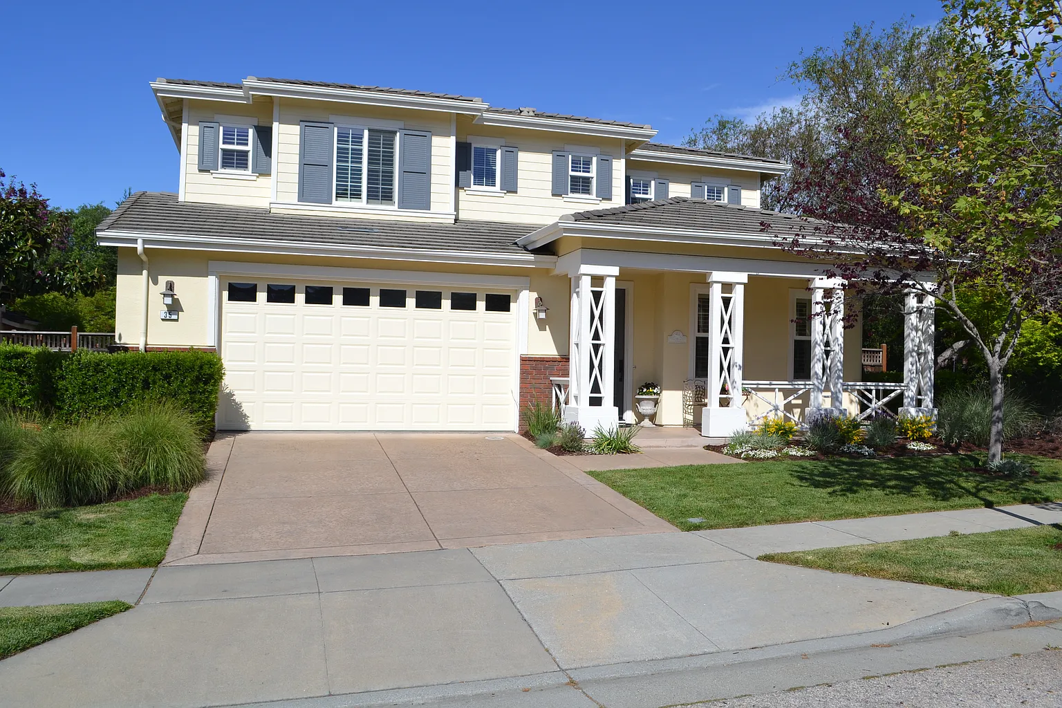 35 Deerfield Dr photo 1