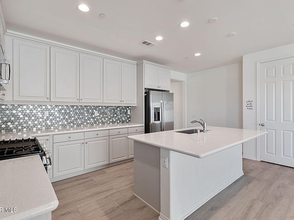 4th image of 6135 W Avenue J9