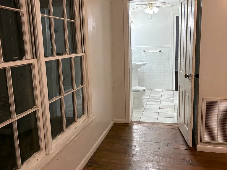 105 Church St — Photo 20
