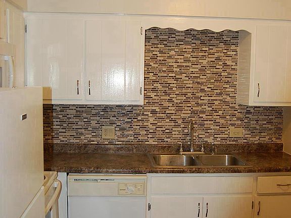 2nd image of 228 Des Plaines Ave APT 502