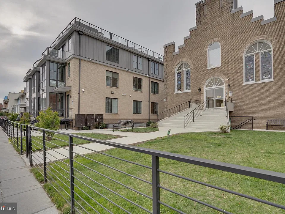 625 Park Rd NW #109