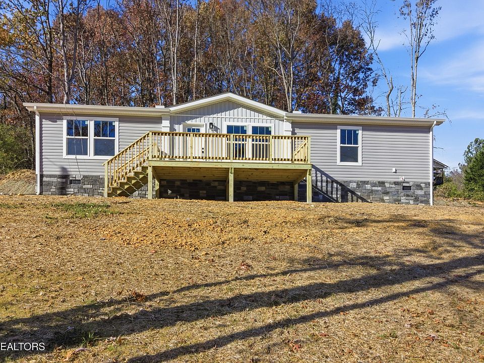 1st image of 360 Tanasi Dr