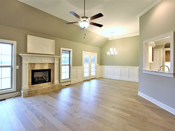 2nd image of 829 Ella Lane 33 33 Lot C