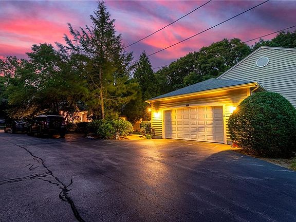 2nd image of 161 Pine Glen Dr