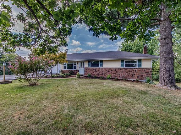 2nd image of 3328 Sage Ct