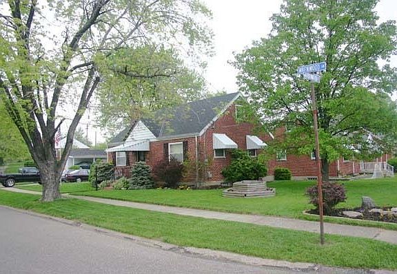2nd image of 1528 Gardenwood Ct