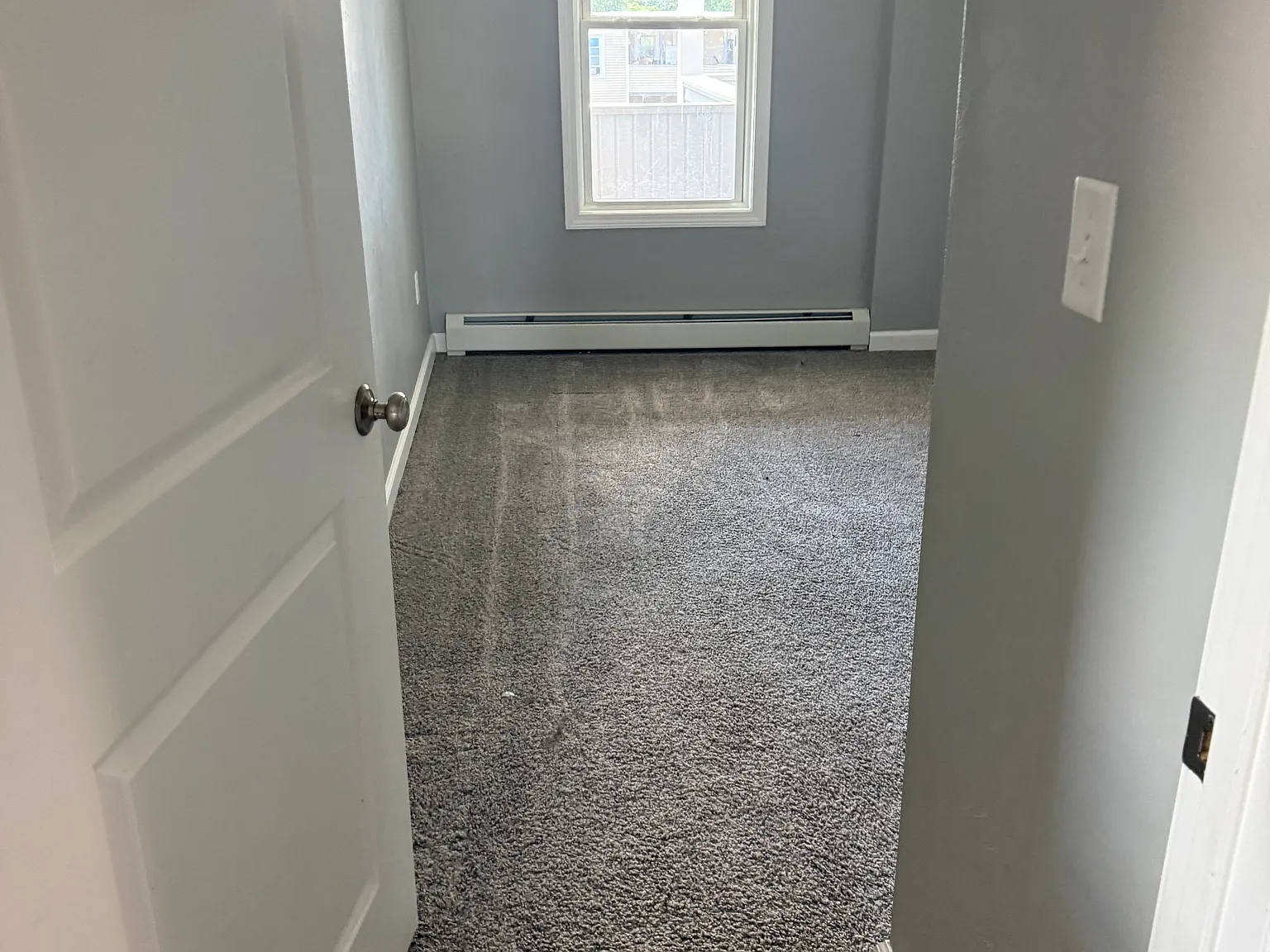 3 bed, 1000 sqft, $1,765 — Photo 4