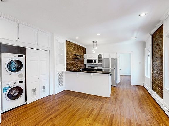 2nd image of 84 Prince St #D