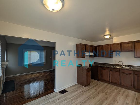 5th image of 1716 Tennyson Ave