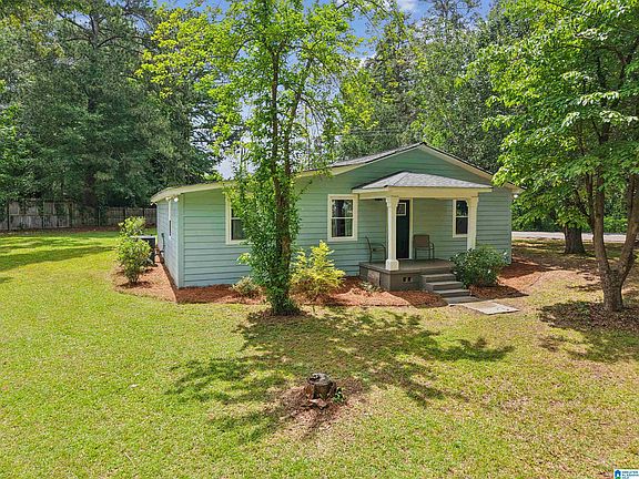 2nd image of 340 Glenn Chapel Rd