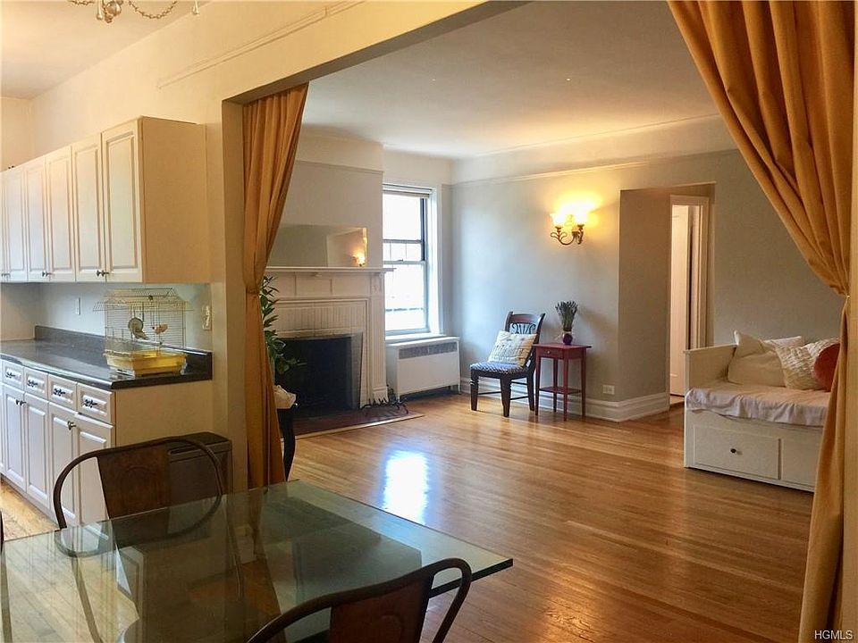 1st image of 25 Parkview Ave APT 5E